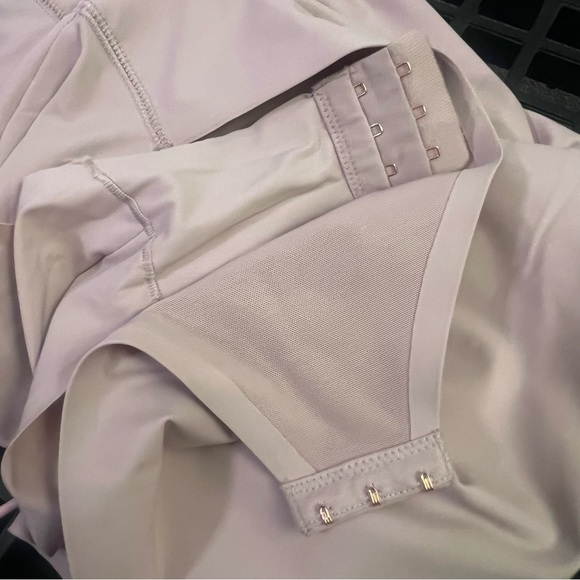 Pinsy High Neck Hourglass Shapewear Cheeky Bodysuit Size Large - Picture 11 of 13